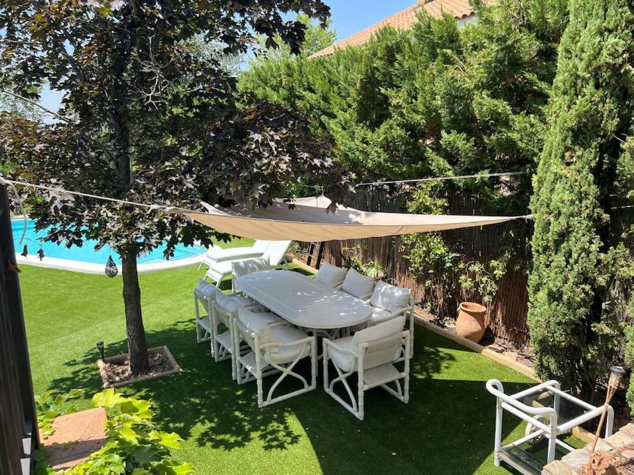 La Amapola Villa Valdemorillo Eksteriør billede
